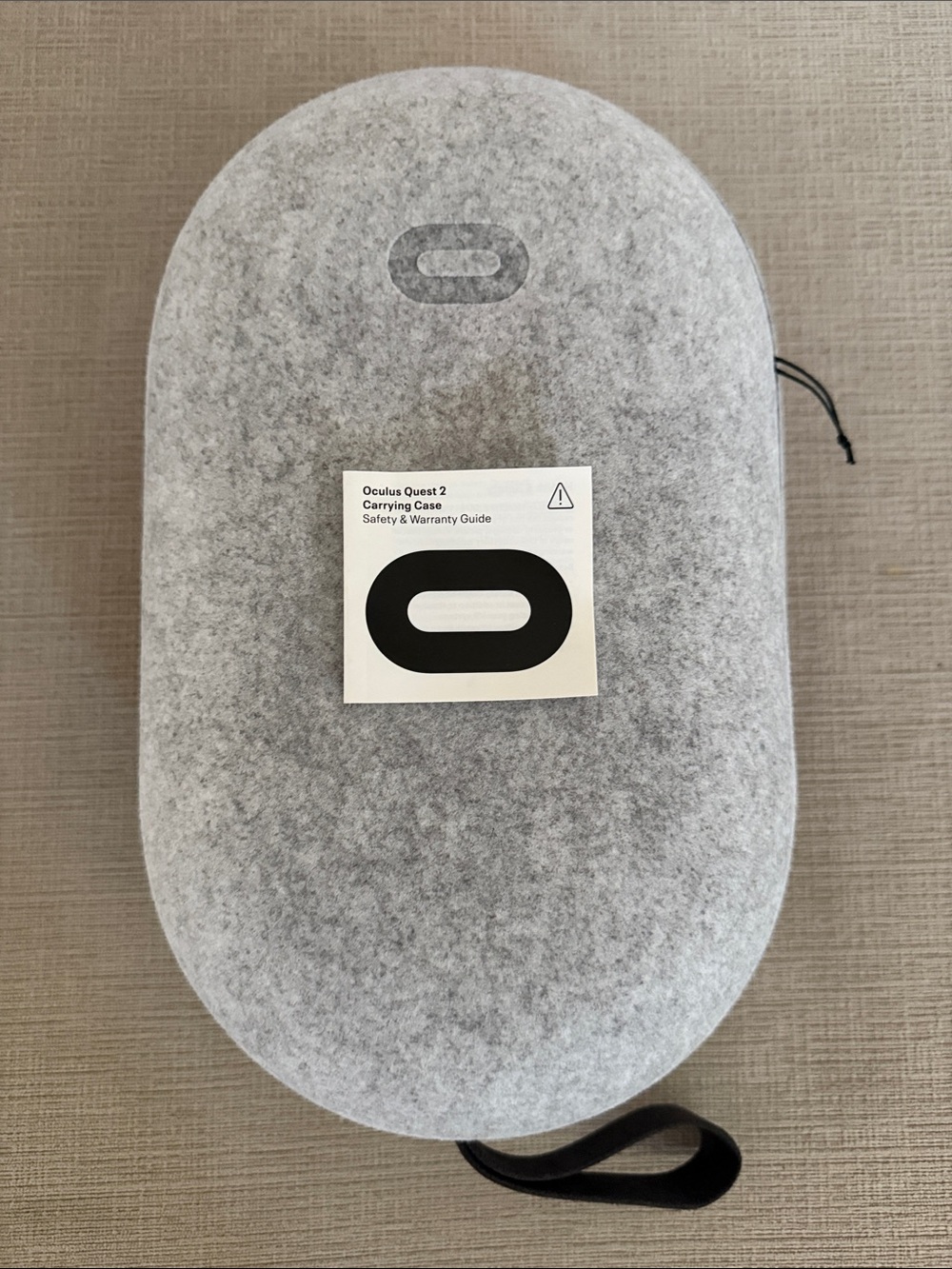 Oculus Light Gray Felt Carrying Case with Wrist Strap